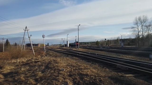 скрещение грузовых поездов смотреть онлайн