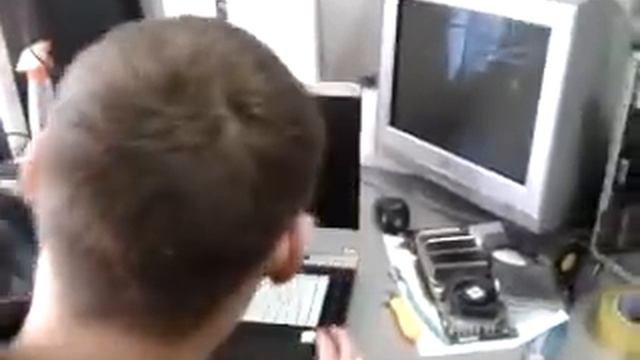 Ремонт ноутбука Fujitsu Siemens Amilo Pro смотреть онлайн
