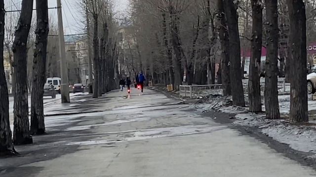 Впервые в МЕТРО / про ЭЛЕКТРОГРИЛЬ и детский сад смотреть онлайн