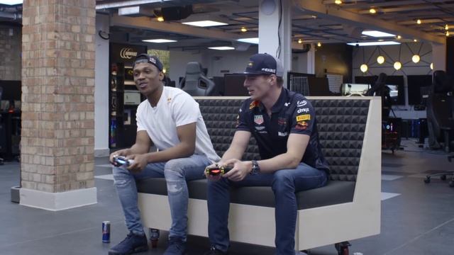 Hashtag Ryan challenges Max Verstappen at the London Red Bull Gaming Sphere смотреть онлайн