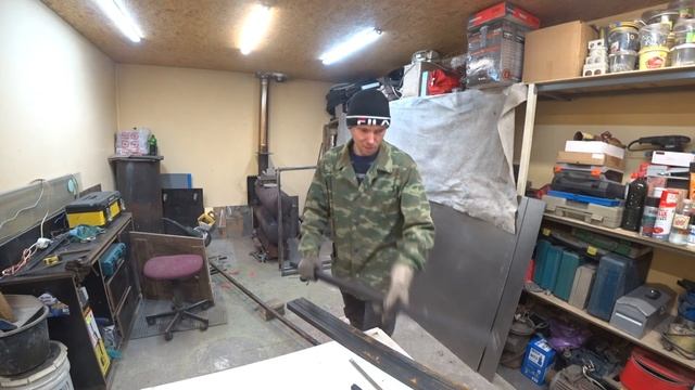 Начинаю мастерить в гараже смотреть онлайн