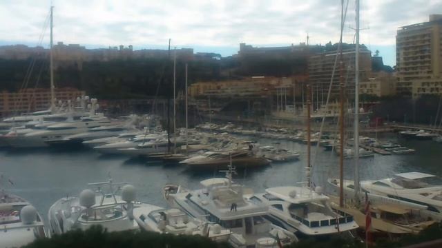 Ferrari FF and Port de Monaco - HD смотреть онлайн
