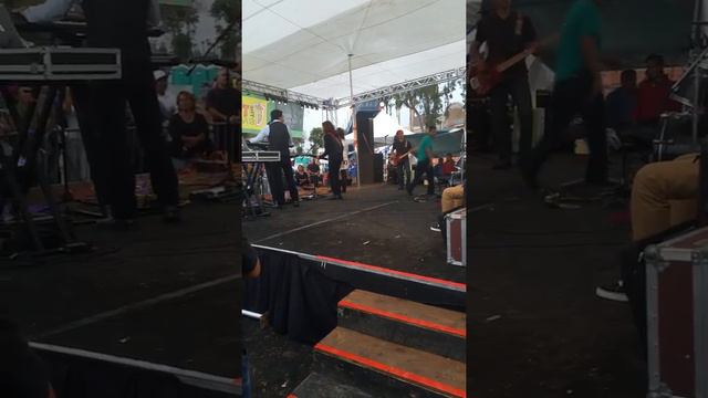 Grupo el Tiempo en vivo en Panorama City смотреть онлайн