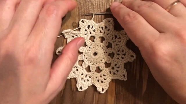 САЛФЕТКА-МАЛЫШКА крючком. Шаг за шагом. смотреть онлайн