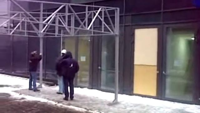 Устройство навеса безопасности