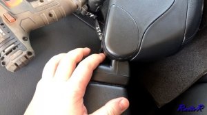 #Установка #подлокотника на #Рено #Дастер 2019 года.