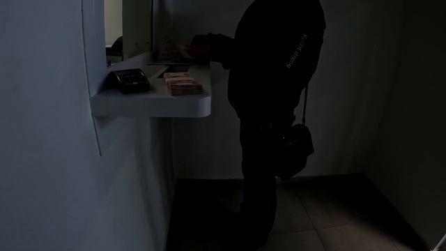 ПРИЕХАЛА В АВТОСАЛОН, А ПОКУПАТЬ НЕЧЕГО. ШОК смотреть онлайн