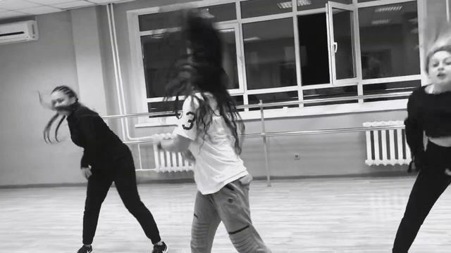 Jordan - Rehearsal dance time смотреть онлайн