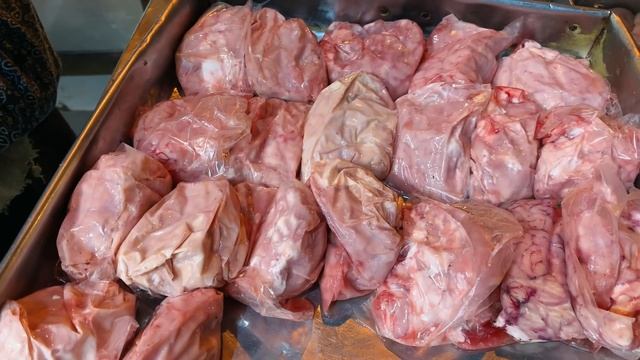 EXTREME STREET FOOD IN KARACHI ?? Pakistan Travel