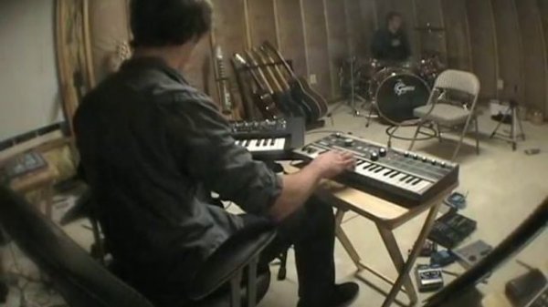 Crystal Castles - Reckless (Instrumental Cover)