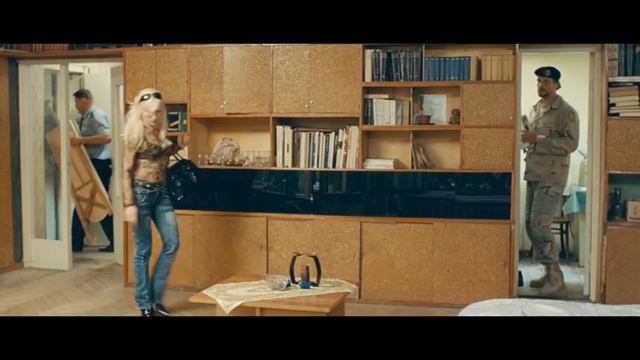 SERZANTA LAPINA ATGRIESANAS TRAILER смотреть онлайн