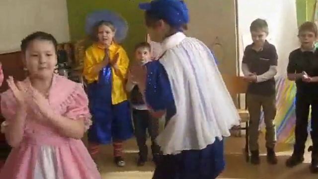 В гостях у Незнайки и его друзей смотреть онлайн