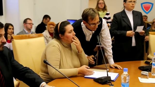 Круглый стол на тему "Юридическая и социальная адаптация беженцев из регионов Юго-Востока Украины" смотреть онлайн