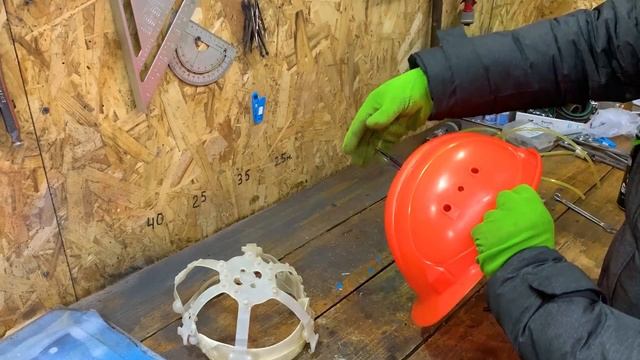 Просто ШОК!!! Что можно сделать из обычной старой каски!!! смотреть онлайн