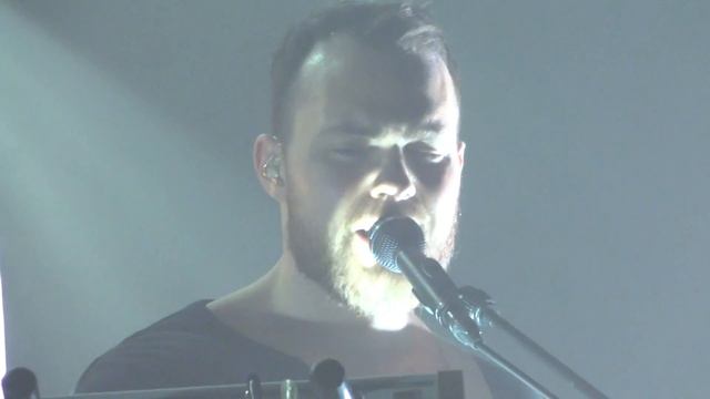 Asgeir - I Know You Know - Live @La BAM Metz (FR) - 17.06.2017 (11) смотреть онлайн