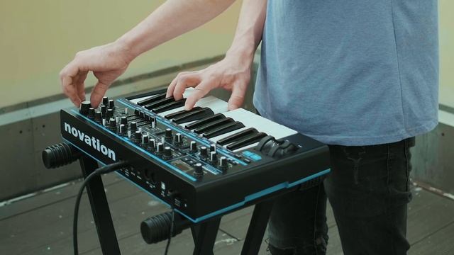 Обзор Novation Bass Station II смотреть онлайн