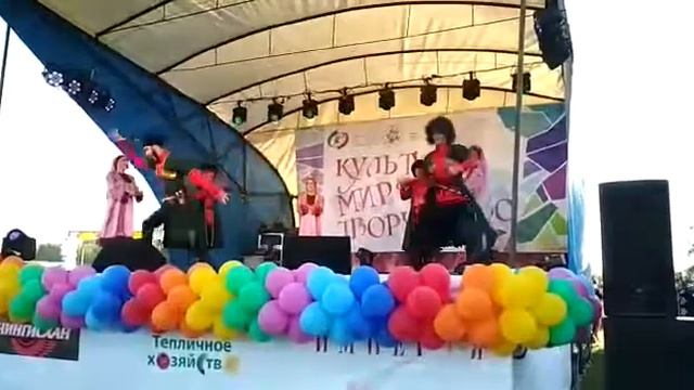 «КавказСтайл» ансамбль, г.Казань. Аварский танец! смотреть онлайн