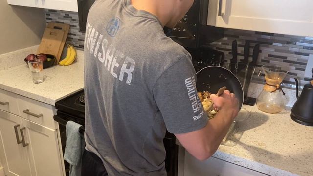 Easy Way To Burn Belly Fat Without Cardio or Starving (SIMPLE SHIFTS!) смотреть онлайн