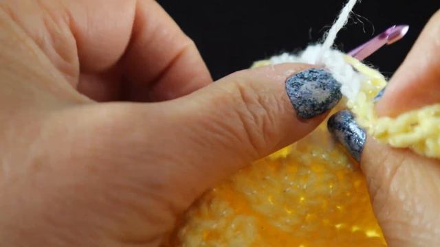 Left Handed Baby Feet Baby Blanket смотреть онлайн