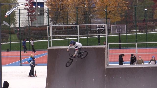 Логинов Андрей - любители, турнир по bmx г.Одинцово 20181020 смотреть онлайн