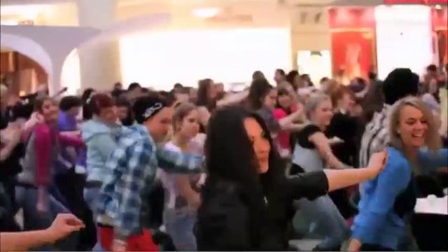 Офигеть!))) Старушки танцуют твист!! смотреть онлайн