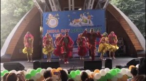 Сари Ке Фолл Са | Болливудский танец | Театр Таранг | Светлана Нигам | Дни Индии