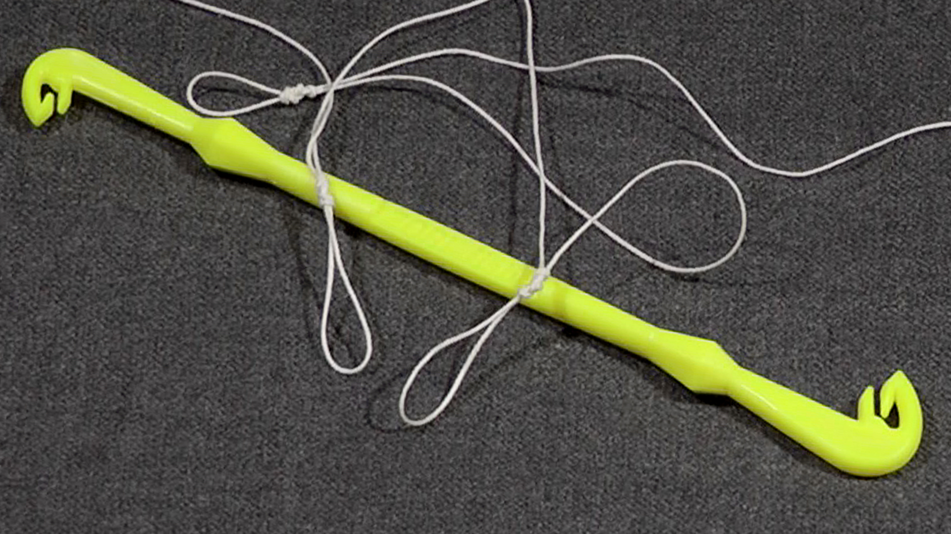 Как вязать петли разного размера одним петлевязом. смотреть онлайн