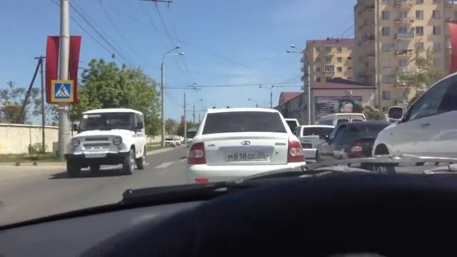 Как в Махачкале уступают дорогу скорой помощи смотреть онлайн