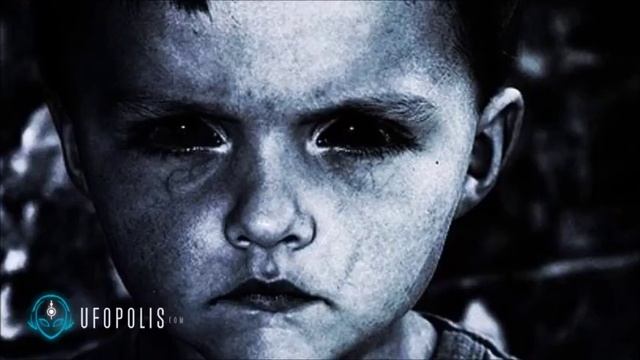 Niños con los ojos totalmente negros смотреть онлайн