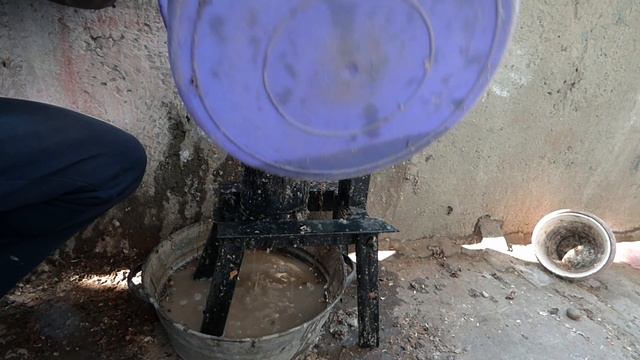 Как сделать брикеты из шишек смотреть онлайн