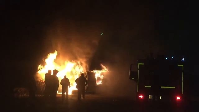 шины горят в рославле