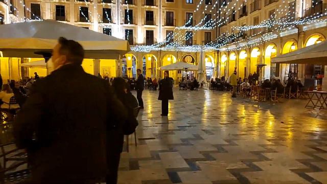 SPAIN: ALCOY - а very beautifully decorated town for Christmas. Night walkin' the Old town. смотреть онлайн