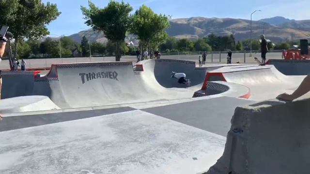 Vans Skatepark - Channel 13 Good Day Utah with “Big Budah” смотреть онлайн
