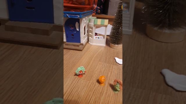 Прилипалы #5 Знакомства с новоми друзьями Игра на канале Ваня и Аня смотреть онлайн