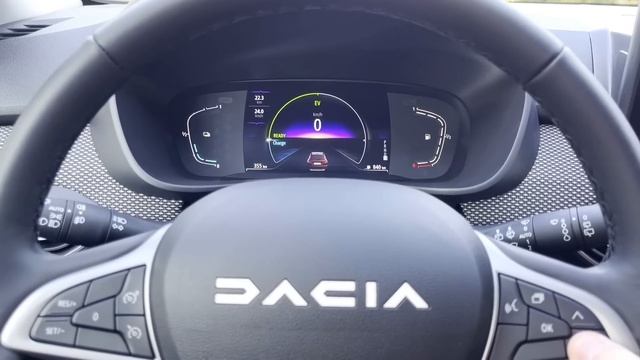 Test Drive Dacia Jogger HYBDRID 140