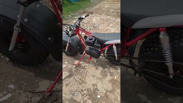 Отправлен, Мотовездеход красный Шершень #motorcycle #automobile #мотовездеход #model #скаут #scoo смотреть онлайн