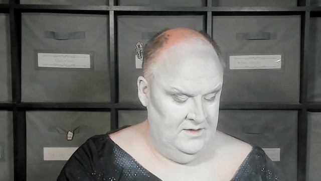 Makeup & Movies #17 - Casablanca and a bunch of grey toned makeup смотреть онлайн