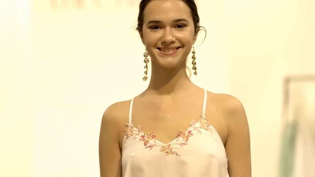 Lise Charmel Lingerie Fashion Show // 2023 смотреть онлайн