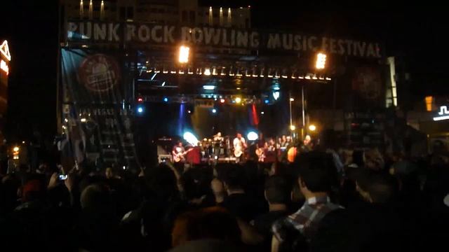 NOFX - The Quitter And Soul Doubt