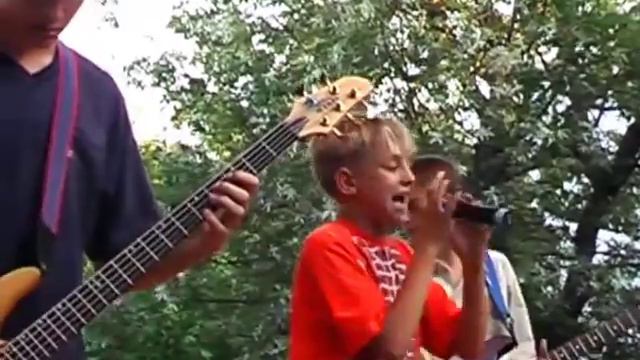 Russian boy Kirill - Robinzon.mp4 смотреть онлайн