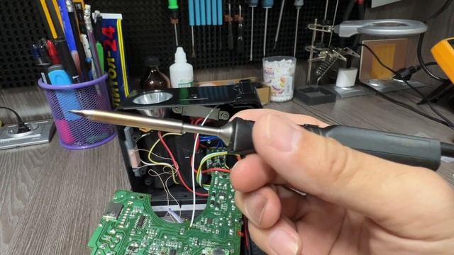 Ремонт радиоприемника SVEN SRP-355. BK1198. смотреть онлайн