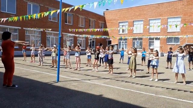 Оздоровительный лагерь МБУ СОШ N 3 "Созвездие" смотреть онлайн