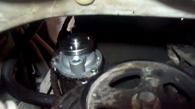 CALENTAMIENTO, tiradero de AGUA, FORD fiesta 2006 BOMBA dañada смотреть онлайн