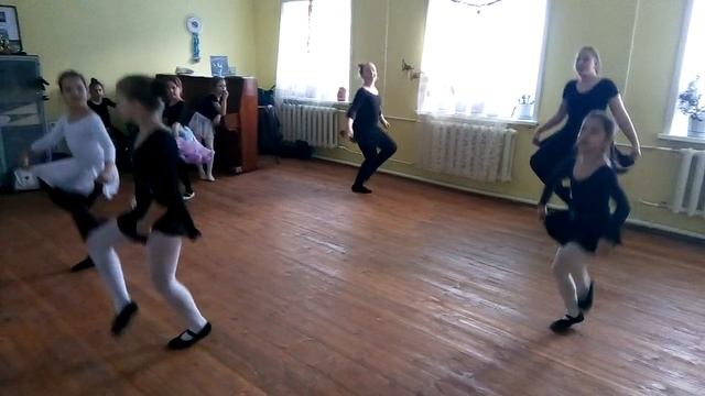 Маи танцы смотреть онлайн