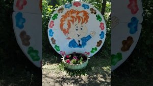 Поделки из спутниковой тарелки.