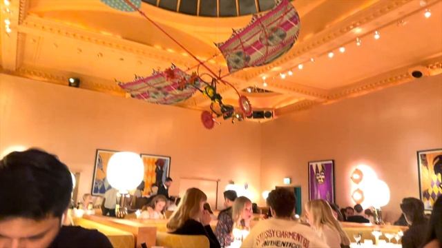 Vlog -05 |ALIEN PODS AT SKETCH LONDON MAYFAIR GALLERY DINNER #londonrestaurant #londonblogger #VIRA смотреть онлайн