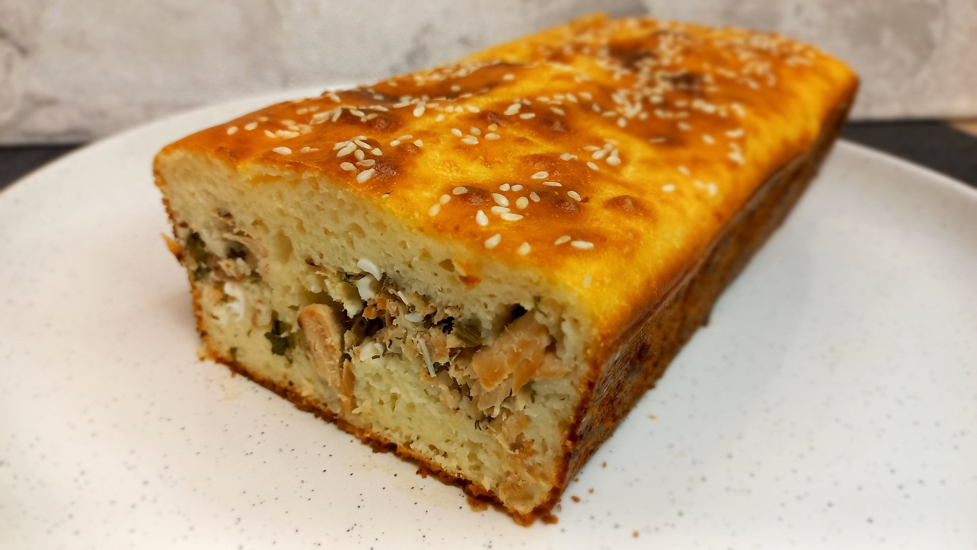 Заливной пирог с рыбными консервами смотреть онлайн