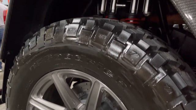 Mercedes Benz G500 4x4 Brabus смотреть онлайн