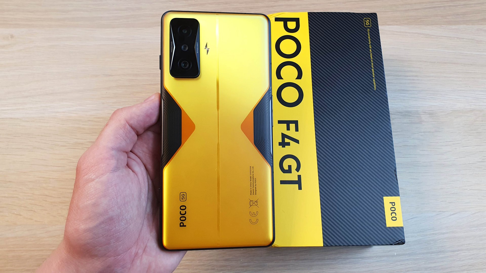 POCO F4 GT - ВЕСЕЛЫЙ И ОЧЕНЬ МОЩНЫЙ ТЕЛЕФОН! смотреть онлайн