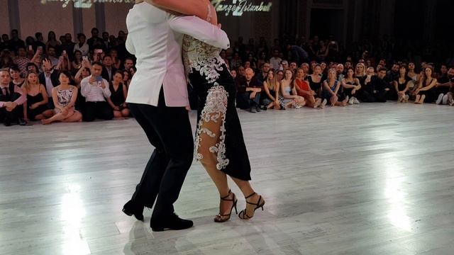Facundo Pinero & Vanessa Villalba Çırağan Saray 1/4 смотреть онлайн
